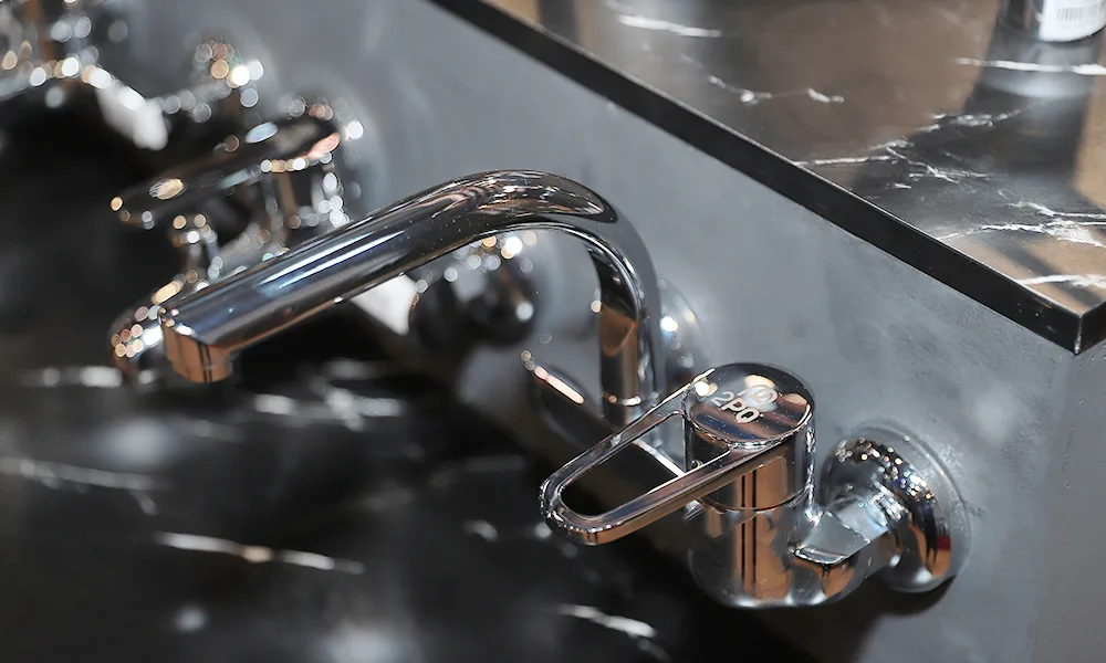 2PQ Faucet & Accessories 